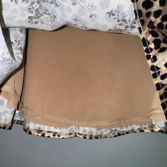 EUC Princess Polly Jemima Grace Leopard Print Mini Skirt Size 10 - Picture 4 of 8